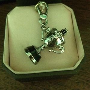 Juicy couture charm👠💋