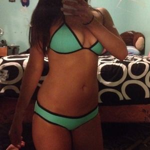⛔️SOLD⛔️triangl  bikini set!