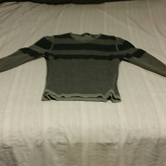 Sweater - Picture 2 of 3