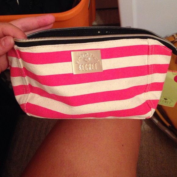 Vs makeup bag