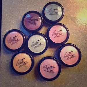 Benefit Lust Duster Eye Shadow