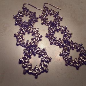 Banana republic NWOT gold statement earrings