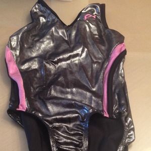 Gymnastics Leo