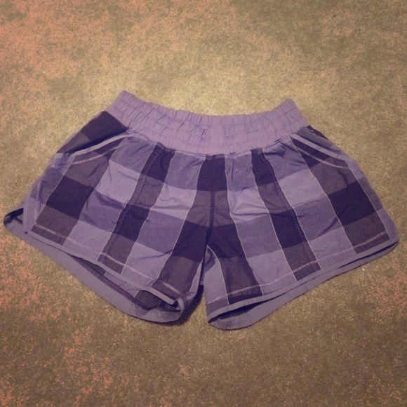 Lululemon Shake & Break Short