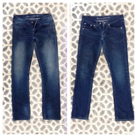 ✖️SOLD✖️ 2 Pairs Levi's Straight Leg Jeans - Picture 2 of 4