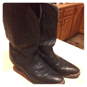 Laredo women's leather cowboy boots