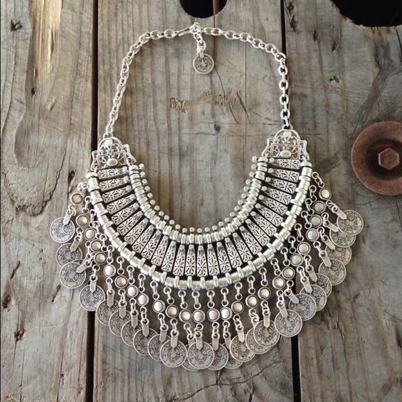 St. Eve jewelry Jewelry - Silver bohemian bib necklace St. Eve jewelry Jewelry - Silver bohemian bib necklace