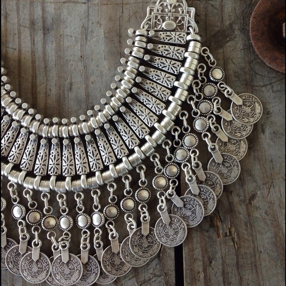 St. Eve jewelry Jewelry - Silver bohemian bib necklace St. Eve jewelry Jewelry - Silver bohemian bib necklace