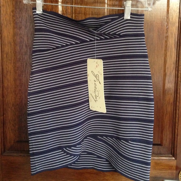 Freeway Dresses & Skirts - NWT Striped Bandeau Skirt