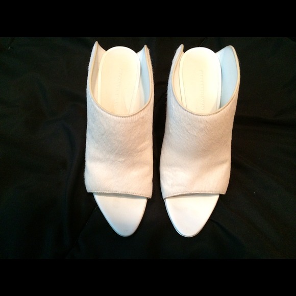 π«SOLDπ« - Picture 2 of 4