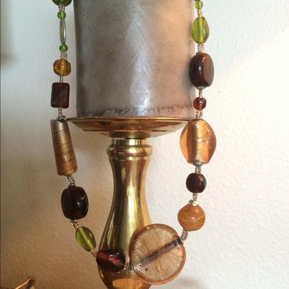 Glass Bead Necklace - Picture 2 of 2