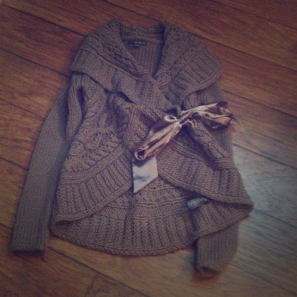 Sweater with sash!! 🎉