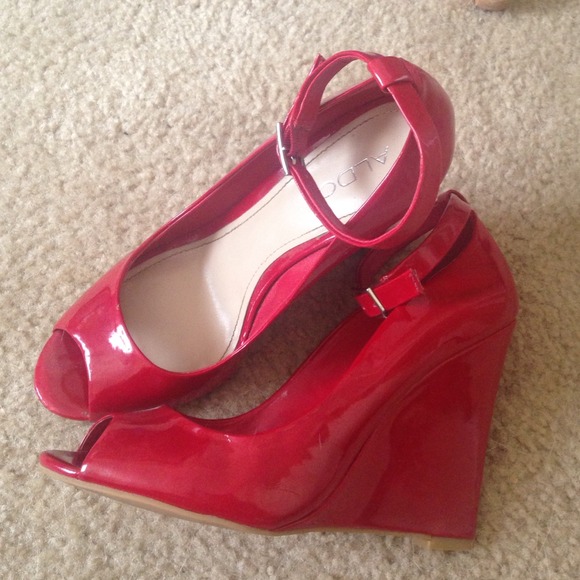 Aldo red patent leather heels
