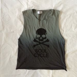 Soul cycle muscle tee unisex size M