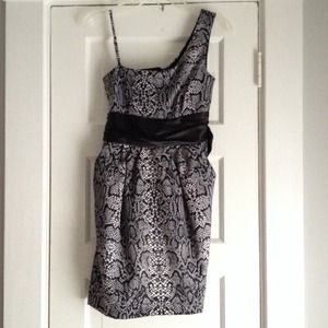 Macy's formal dress "Speeckless"