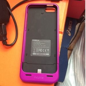 ✨SPECIAL TODAY✨iPhone 5/5s Pink Mophie