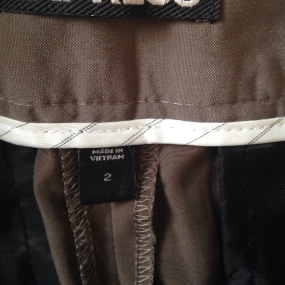 🚫traded 🚫Nwt express shorts - Picture 4 of 4