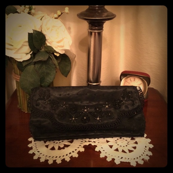 Clutches & Wallets - SOLD IN BUNDLE  Vintage Gatsby style beaded clutch