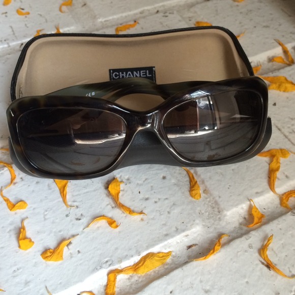 $100 today only✔️CHANEL Sunnies
