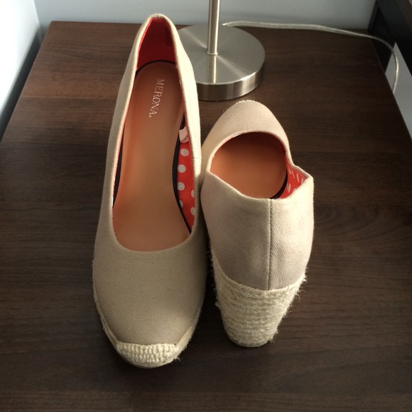 Canvas wedge heels