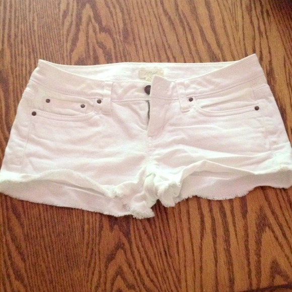 Aerie white short shorts, jeans, & tank