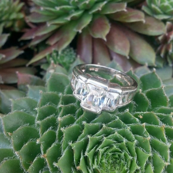 Sterling silver cz ring size 6 3/4