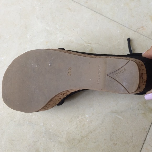 Prada sandals - Picture 3 of 3