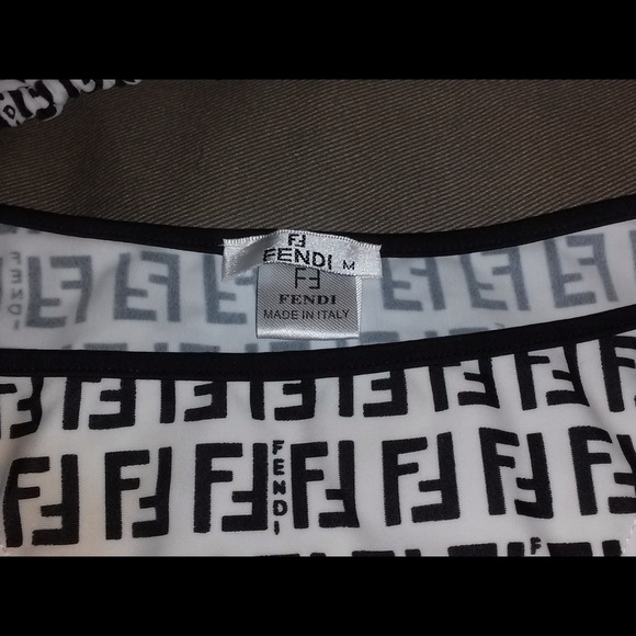 **SOLD**Fendi Logo string bikini new M 💯authentic - Picture 2 of 4