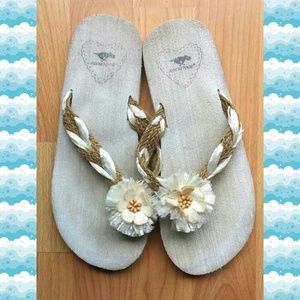 Rocketdog Beaded Raffia Braided Flower Sandals