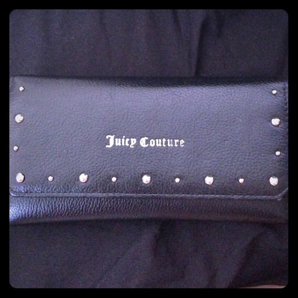 ❌Sold❌Juicy couture flap out wallet
