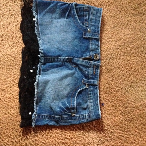 Size seven juniors sequin skirt