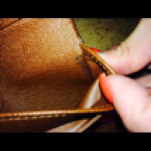 LV wallet  for Ivalee