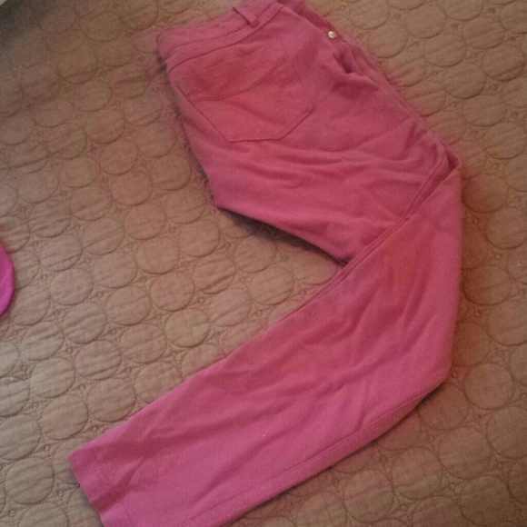 Red jeggings
