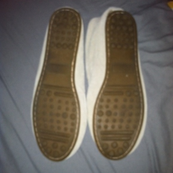 Minnetonka-like moccasins! - Picture 3 of 4