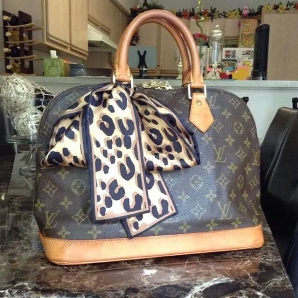 Authentic Louis Vuitton Alma