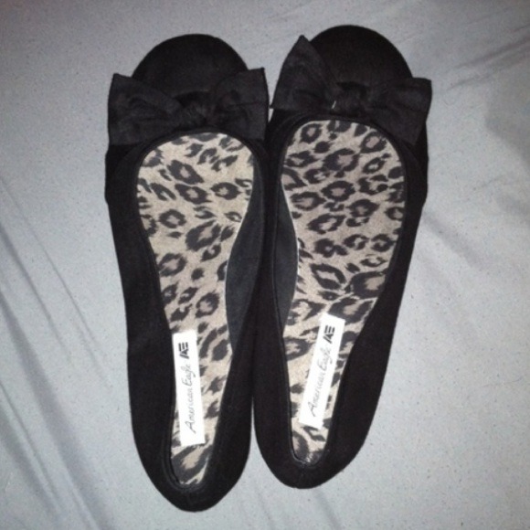 NWOT Black dress flats! - Picture 2 of 4