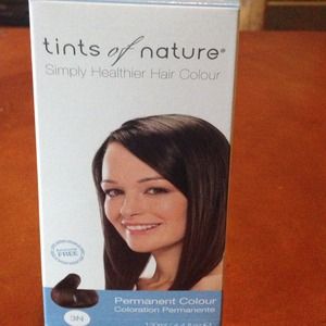 Tints of nature permanent hair colour