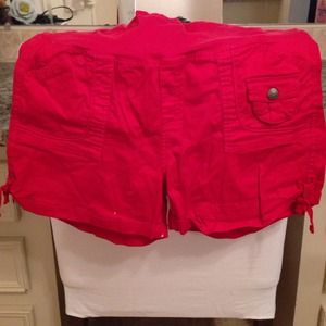 Maternity shorts