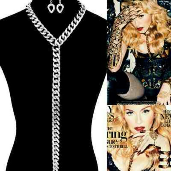 Jewelry - Statement  Necklace