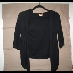 Light weight hooded sweater