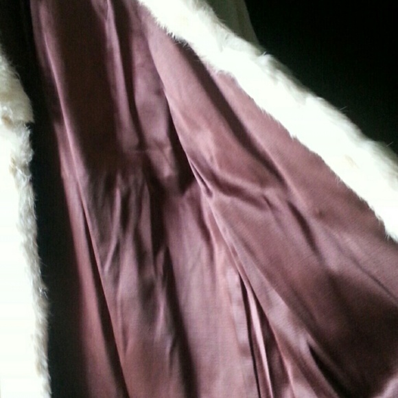 Fur coat - Picture 2 of 3