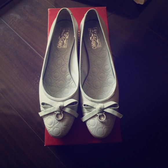 Salvatore Ferragamo Cielo Nappa Calf - Picture 1 of 4