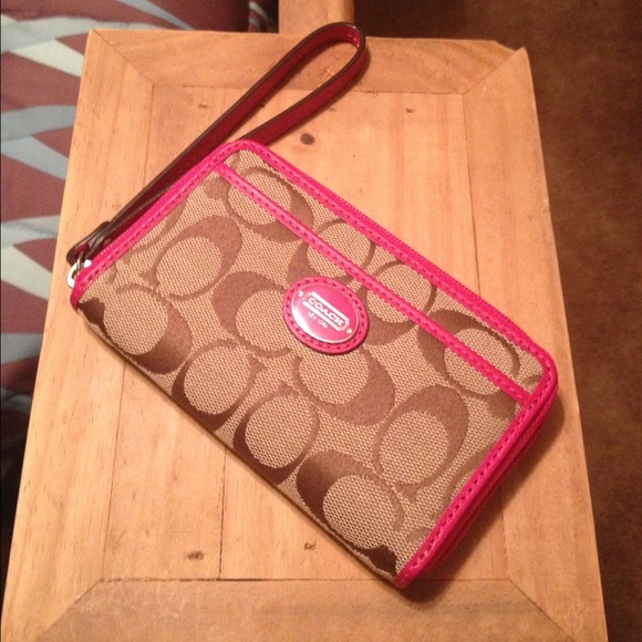 Coach wristlet