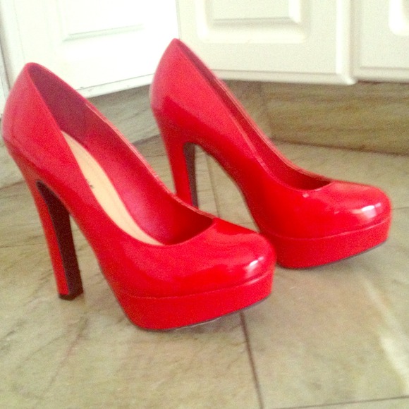 PRICE DROP-Red Patent Leather Pumps