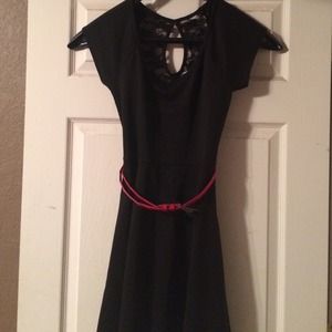 Short sleeve black dress