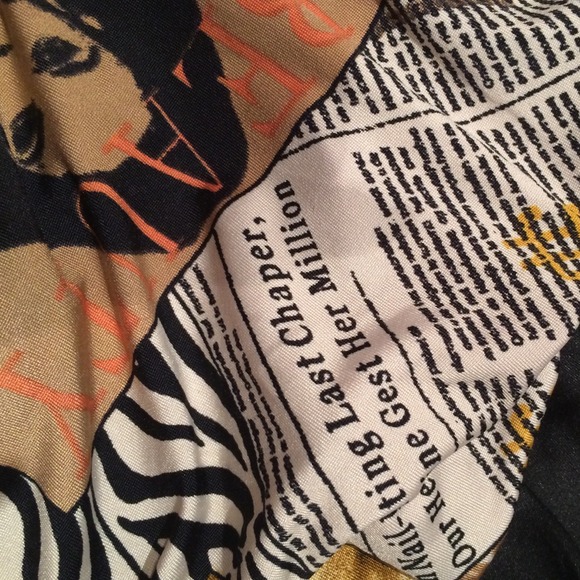 Beautiful Fitted Dress - Picture 3 of 3