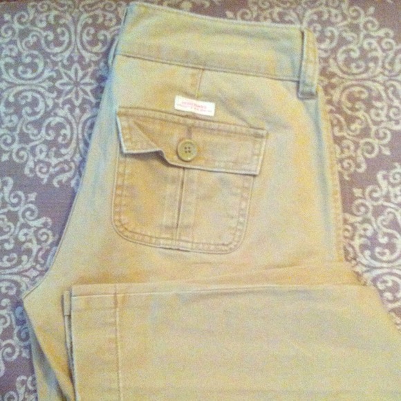 Khaki Abercrombie & Fitch Pants