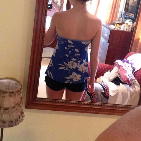 Blue and white flowered strapless top - Picture 2 of 2