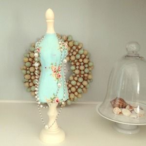 Faux pearl necklace