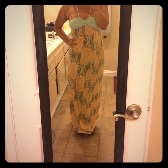 O'Neill Dresses & Skirts - ❌Sold❌Multi-colored maxi dress